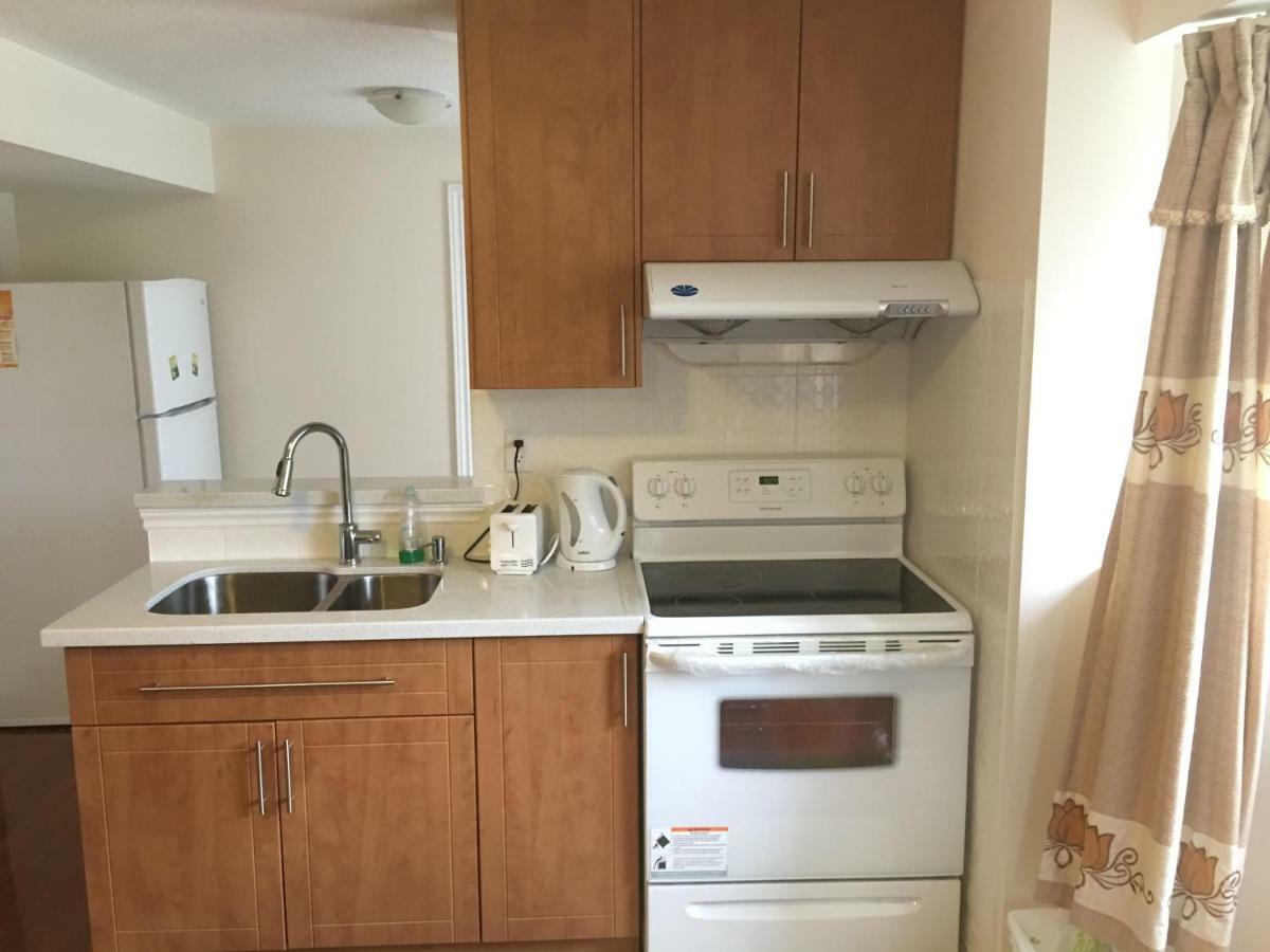 Gorgeous 1Bdr Prime Kitchen Apartment Ajax Bagian luar foto